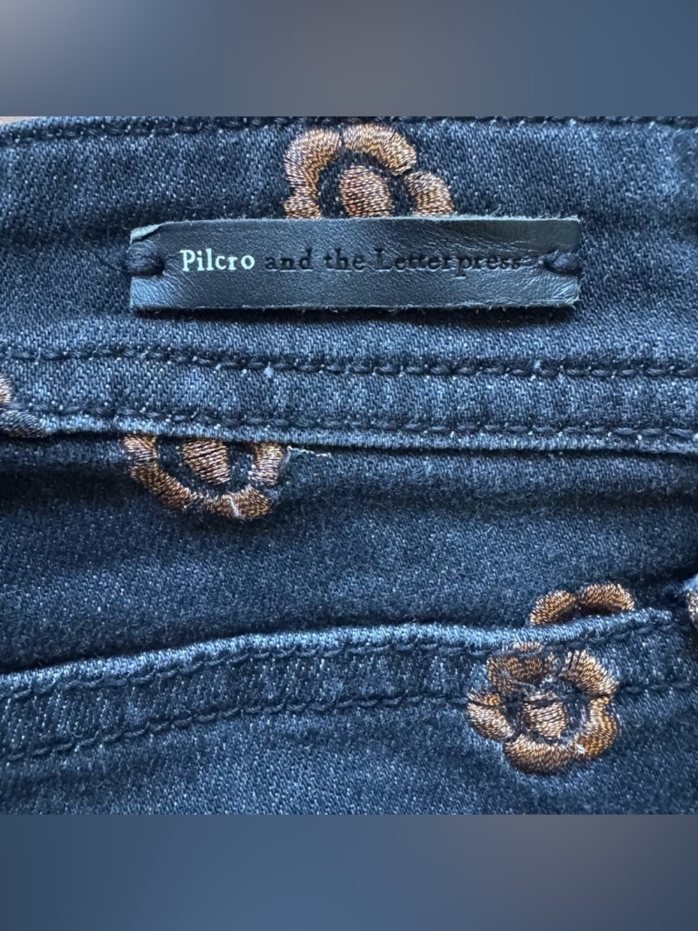 Pilcro and the Letterpress Black Jeans  Bronze Floral Embroidered Cropped 30 - Picture 6 of 11